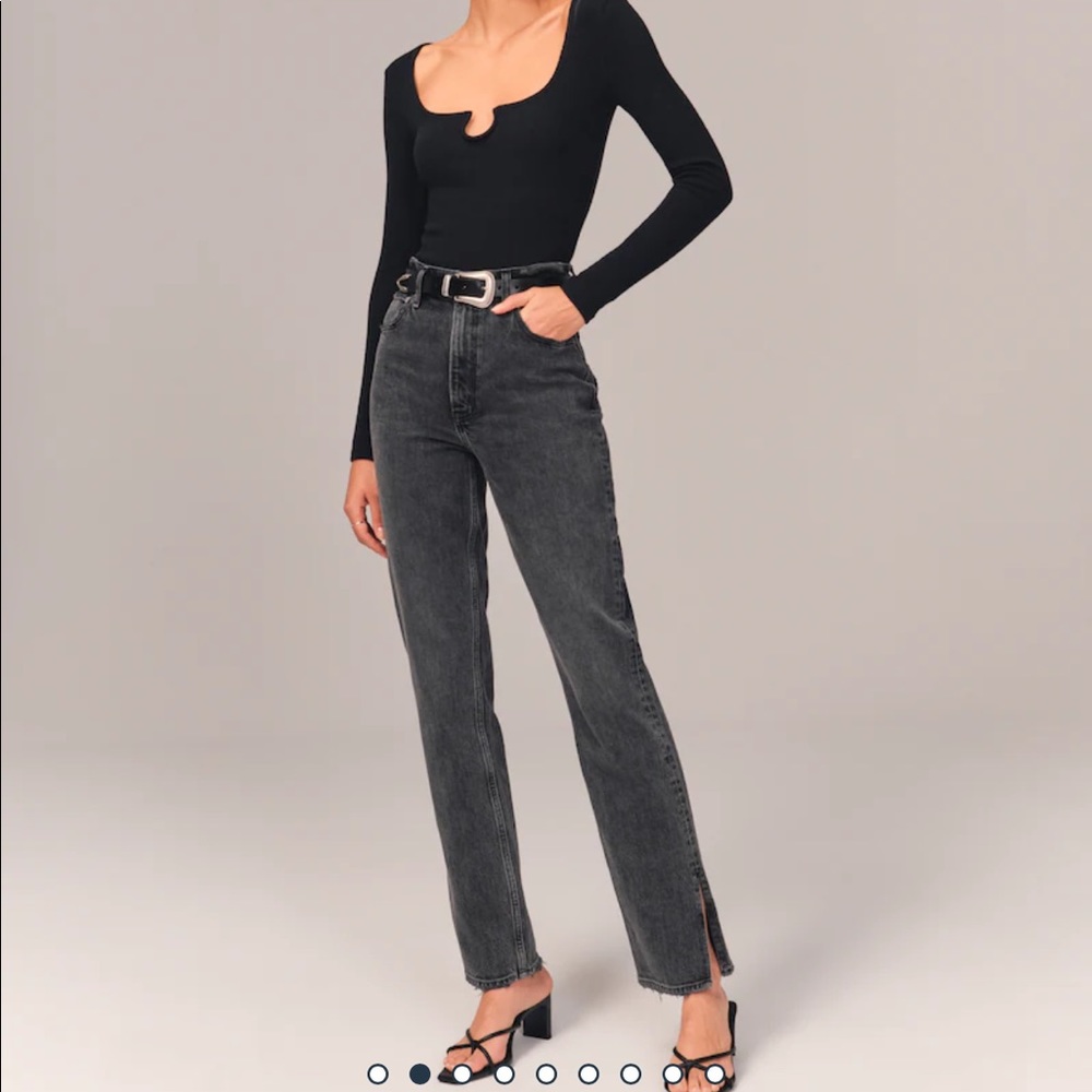 Abercrombie 90’s Straight Ultra High Rise Jeans